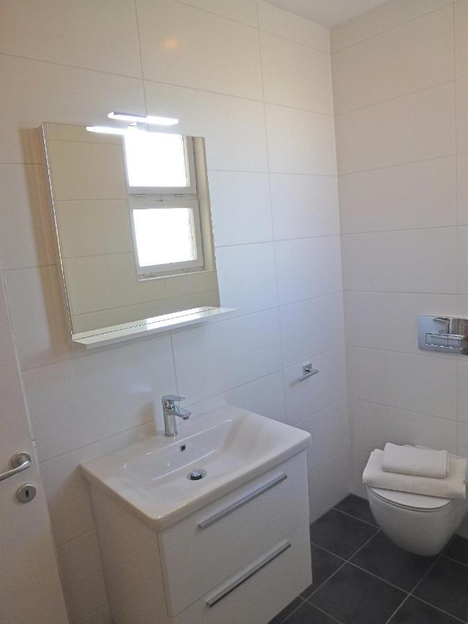Apartment Ruza Njivice Buitenkant foto